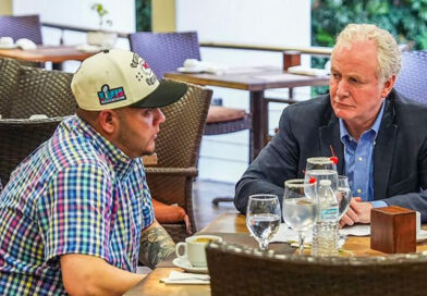 Why “Democrats” Love Illegals They like Democrats